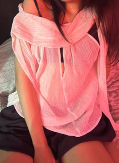 Lina - escort in Bangkok Photo 5 of 5
