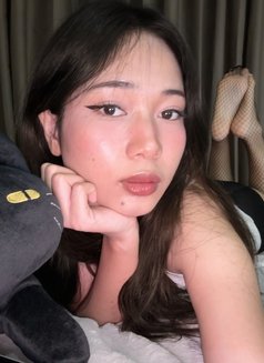 Lina - escort in Bangkok Photo 1 of 5