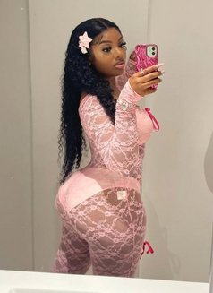 Lina - puta in Erbil Photo 5 of 6