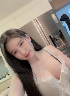 Lina - escort in Gurgaon Photo 3 of 5