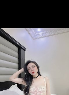 Lina - escort in Doha Photo 1 of 1
