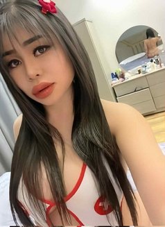 Lina - puta in Doha Photo 1 of 7