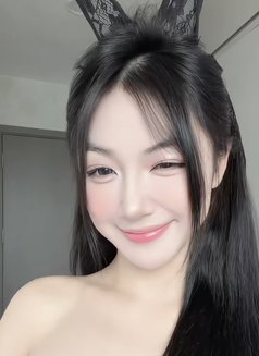 Lina - escort in Jeddah Photo 2 of 8