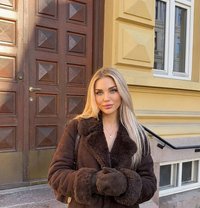 Lina - escort in Dubai