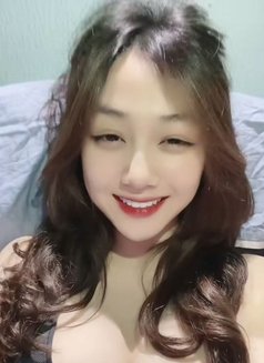 lumiana - masseuse in Jeddah Photo 3 of 5