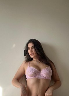 Lina - escort in Tbilisi Photo 3 of 13