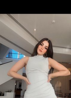 لينا - escort in Dubai Photo 4 of 8