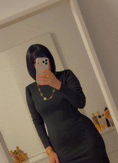 Lina - escort in Dubai Photo 6 of 6