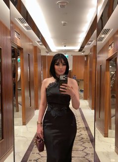 Lina - escort in Dubai Photo 4 of 7
