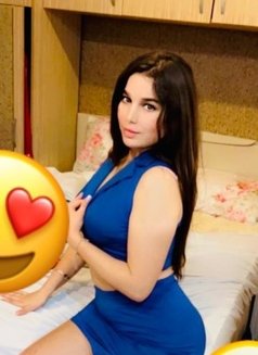 Lamya - puta in İstanbul Photo 8 of 12