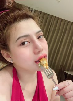 Lina Outcall and Incall - puta in Al Manama Photo 3 of 4