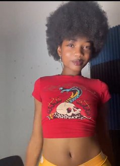 Lina Riyadh - escort in Riyadh Photo 7 of 7