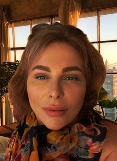 Lina Russian - escort in Dubai Photo 4 of 5