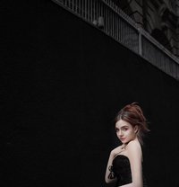 Lina - puta in Hong Kong