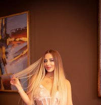 Lina - puta in İstanbul