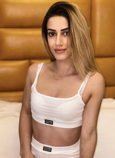 Lina - escort in Muscat Photo 6 of 7