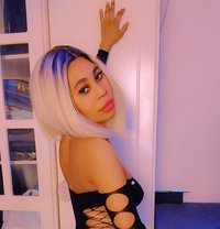 Lina - escort in Riyadh
