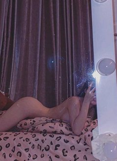 Lina - escort in Dubai Photo 6 of 7