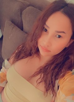 Lina T - puta in Riyadh Photo 14 of 14