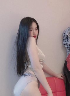 Lina - escort in Al Manama Photo 2 of 7