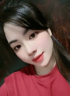 Lina - escort in Jeddah Photo 1 of 5