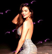 LINA TOP CLASS LADY - puta in Abu Dhabi