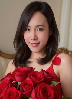 Lina, with GFE 100% in Town - puta in Tokyo Photo 16 of 18