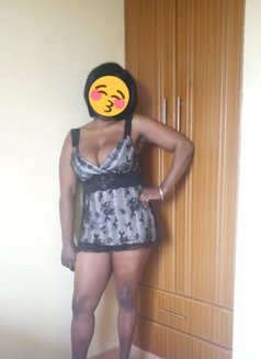 Linah ( South Eka Hotel) - escort in Nairobi Photo 1 of 2