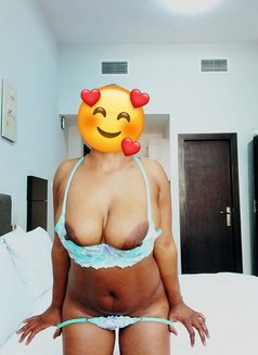 Linda the Girlfriend experience - escort in Dubai Photo 12 of 16