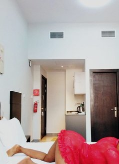 Linda the Girlfriend experience - escort in Dubai Photo 13 of 16