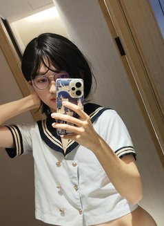 Linda - Transsexual escort in Beijing Photo 2 of 6
