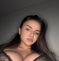 Linda Deep Throat 19 Years Old Russian - escort in Doha