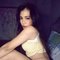 Linda - escort in Qatif