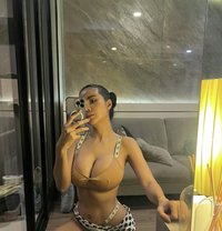 Linda - escort in Doha