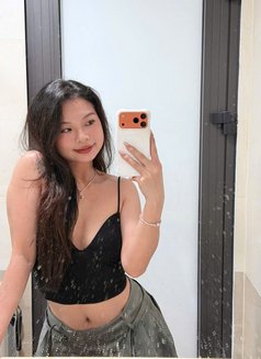 LinDa full service VIP - masseuse in Mumbai Photo 1 of 5
