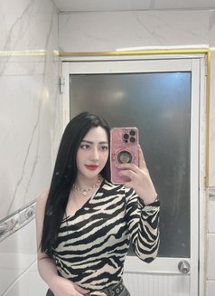 Linda in Bangkok now - escort in Bangkok Photo 6 of 12