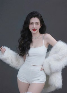 Linda in Bangkok now - escort in Bangkok Photo 11 of 12