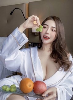 Linda in Bangkok now - escort in Bangkok Photo 9 of 26