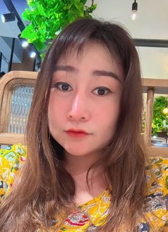 Linda - escort in Gurgaon Photo 7 of 7
