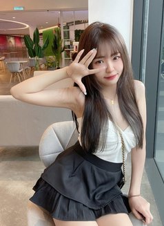 Linda - puta in Jakarta Photo 4 of 4