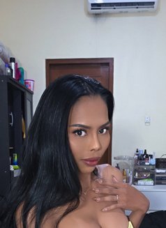 Linda - Acompañantes transexual in Bali Photo 3 of 4