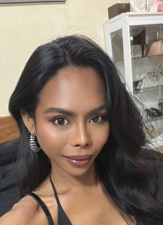 Linda - Transsexual companion in Bali Photo 7 of 10