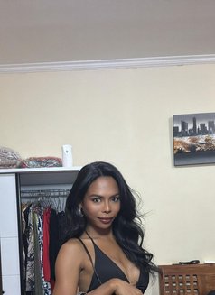 Linda - Transsexual companion in Bali Photo 8 of 10
