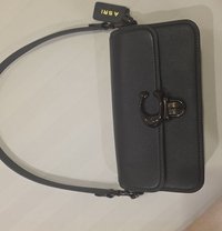 Cio - Acompañante transexual in Hong Kong