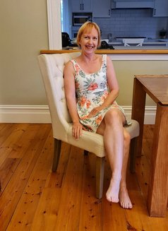 Linda Jones - escort in Melbourne Photo 6 of 12