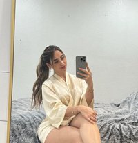 Linda - escort in Doha