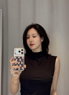 Linda Korean Cabin crew - escort in Okinawa Island Photo 6 of 9