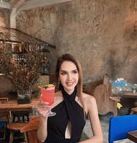 LINDA - escort in İstanbul Photo 6 of 8