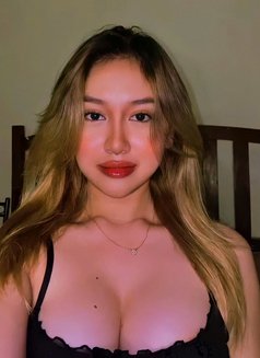 Linda - puta in Amman Photo 1 of 5