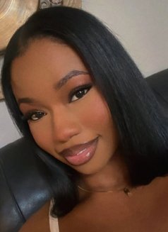 LINDA, NATURAL BEAUTY - escort in Kathmandu Photo 1 of 2